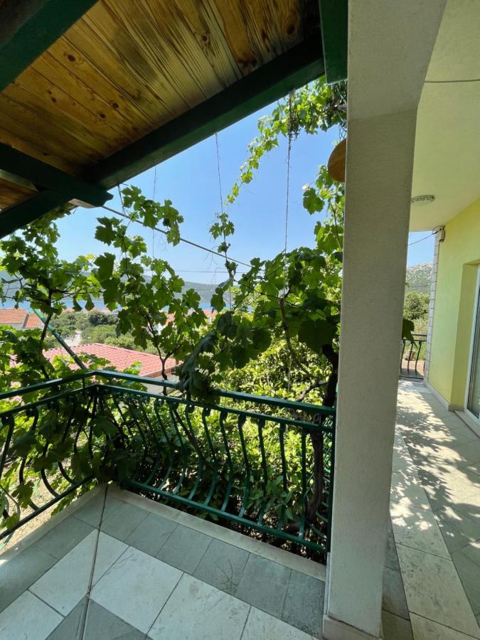 Apartments Mornar Poljica  Zewnętrze zdjęcie
