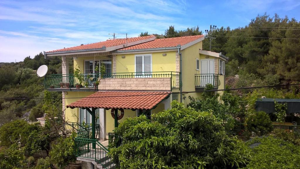 Apartments Mornar Poljica  Zewnętrze zdjęcie